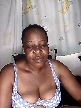 Snapshot of Talisha001 chatting on June 21, 11:16 am Talisha001 online show from June 21, 11:16 am