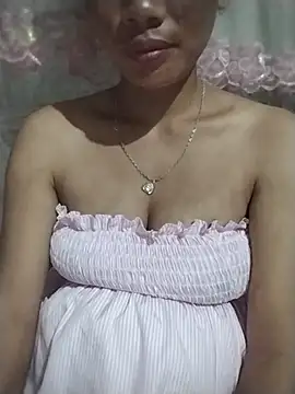 Snapshot of _Lynk_ chatting on July 29, 2:33 am Lynk online show from July 29, 2:33 am