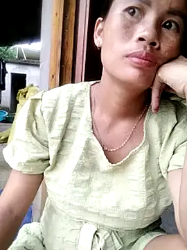 Snapshot of _Lynk_ chatting on July 20, 12:51 am Lynk online show from July 20, 12:51 am