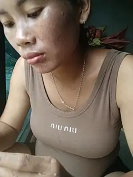 Snapshot of _Lynk_ chatting on August 6, 1:33 am Lynk online show from August 6, 1:33 am