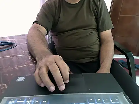 desipapaxx online show from July 8, 7:53 am