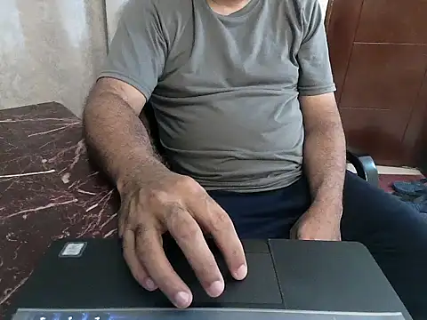 desipapaxx online show from July 15, 8:05 pm