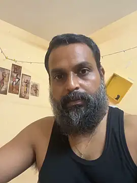 Snapshot of beast_bearded_dady chatting on June 22, 8:00 am beast bearded dady online show from June 22, 8:00 am