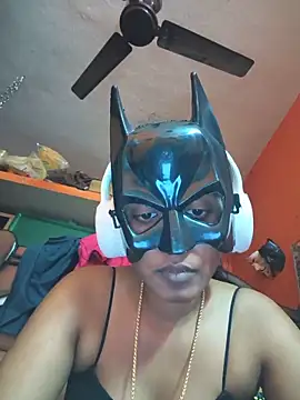 Snapshot of Desi_pondati chatting on June 29, 5:34 pm Desi pondati online show from June 29, 5:34 pm