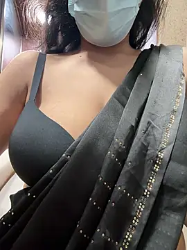 Naughty-Trishaa online show from June 24, 5:11 pm