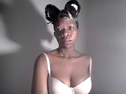 Snapshot of MaliciaRose chatting on June 29, 4:50 pm MaliciaRose online show from June 29, 4:50 pm