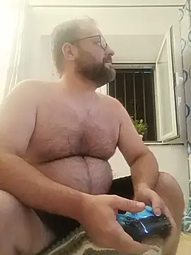 Snapshot of ashur88 chatting on July 10, 10:43 pm ashur88 online show from July 10, 10:43 pm