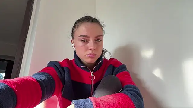 Monicaqte online show from July 19, 4:43 am