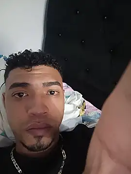 Snapshot of Dimitry_smit chatting on June 22, 9:12 pm Dimitry smit online show from June 22, 9:12 pm