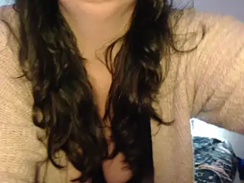 Snapshot of starfucker420XO chatting on July 1, 6:14 am starfucker420XO online show from July 1, 6:14 am