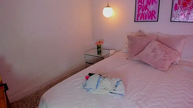 camilaa7 online show from July 18, 7:17 am