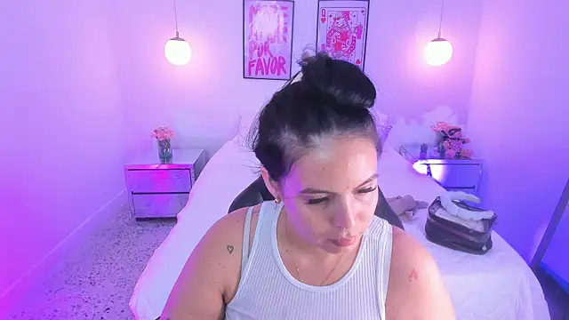 camilaa7 online show from June 24, 7:07 am