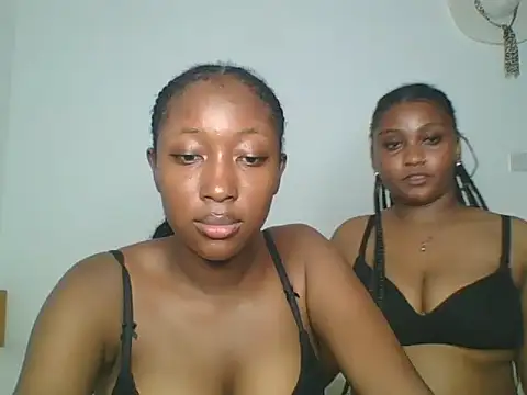 thickminah online show from June 22, 4:48 pm