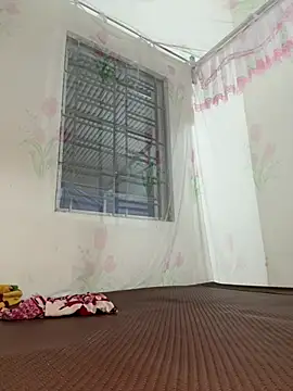 Aria Maya online show from July 14, 2:01 pm