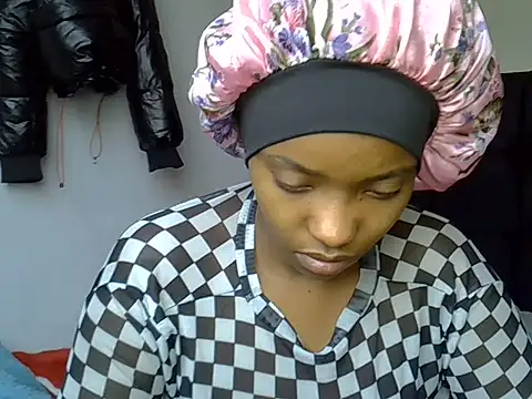 pretty jaz online show from June 29, 12:05 pm