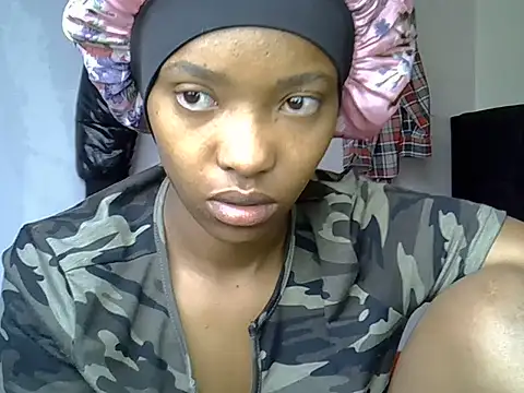 pretty jaz online show from June 27, 6:52 am