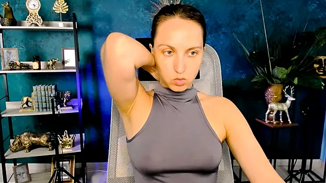 ErinWise online show from August 9, 8:20 am