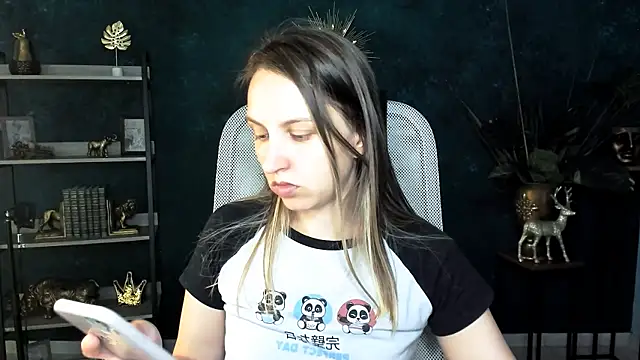 ErinWise online show from July 18, 8:34 am