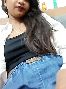 avii5 online show from July 9, 8:30 pm