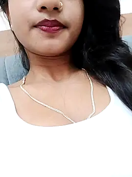 avii5 online show from July 1, 11:54 am