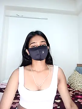 avii5 online show from June 28, 3:40 pm