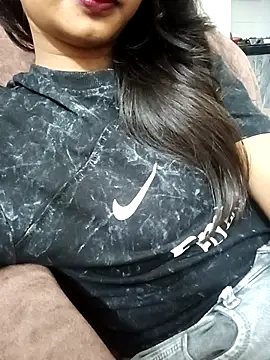 avii5 online show from July 19, 5:53 pm