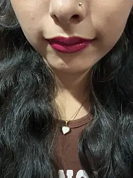 Kaarrae online show from June 24, 5:22 pm