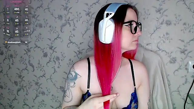 Snapshot of Tastycherrypie chatting on July 28, 7:05 am Tastycherrypie online show from July 28, 7:05 am