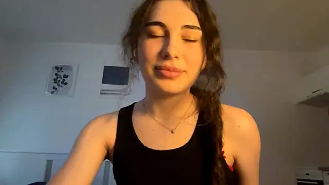 runawyin online show from August 6, 5:08 pm