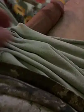tatsnthick11 online show from July 6, 12:28 am