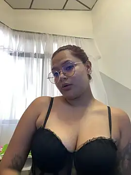 Snapshot of Sweet_Cherry__1 chatting on July 16, 9:01 pm Sweet Cherry 1 online show from July 16, 9:01 pm