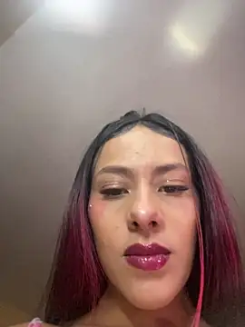 im Emily LS online show from June 25, 10:26 pm
