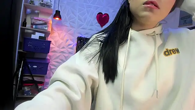 ariell dl online show from July 27, 12:12 pm