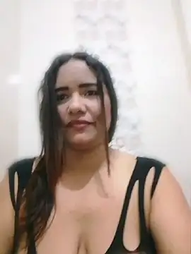Snapshot of Susanne-love chatting on July 6, 12:01 pm Susanne-love online show from July 6, 12:01 pm