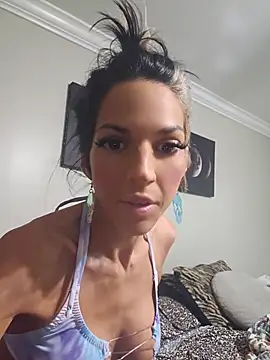 lil jiggly online show from August 4, 10:58 pm