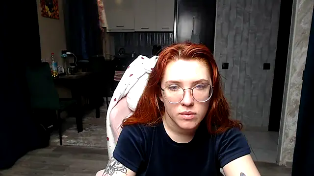 Reginasmilee online show from March 26, 3:27 am