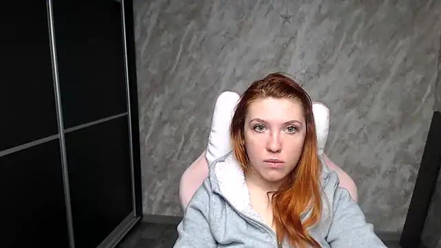 Reginasmilee online show from February 8, 1:58 am