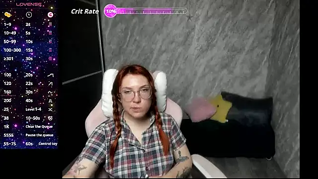 Reginasmilee online show from May 17, 11:16 pm