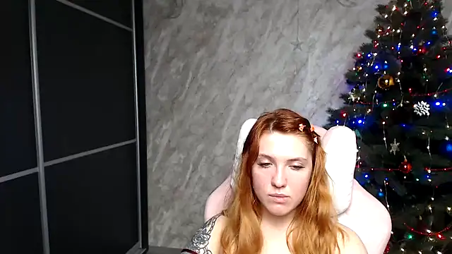 Reginasmilee online show from December 21, 1:13 pm