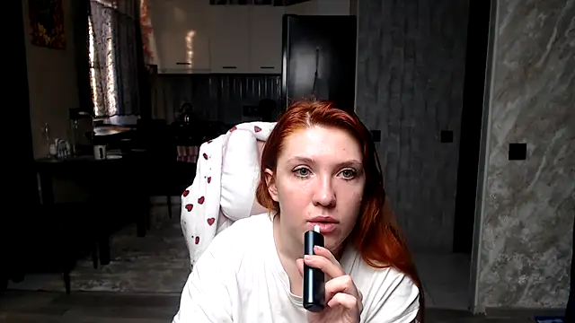 Reginasmilee online show from March 22, 3:46 pm