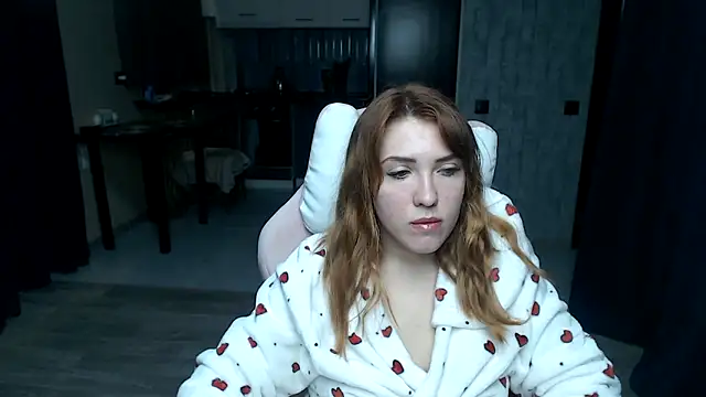 Reginasmilee online show from October 26, 1:17 am