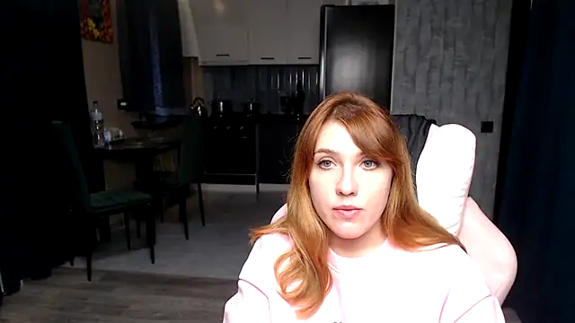 Reginasmilee online show from November 6, 1:37 pm