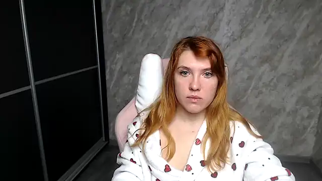 Reginasmilee online show from January 16, 12:25 am