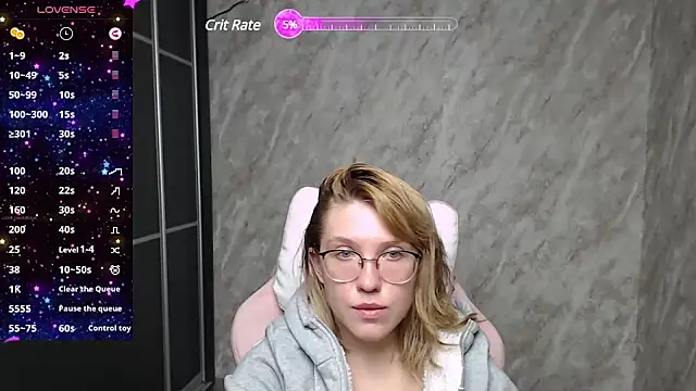 Reginasmilee online show from March 20, 1:26 pm