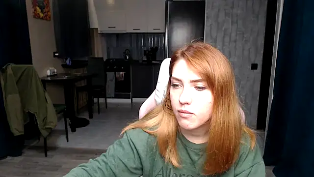 Reginasmilee online show from November 2, 1:21 am