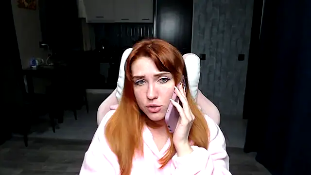 Reginasmilee online show from December 5, 12:59 pm