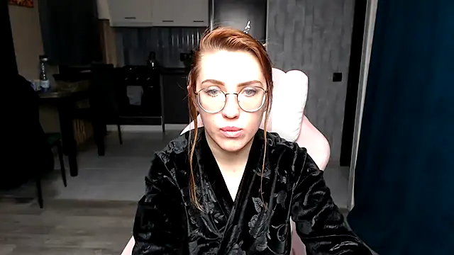 Reginasmilee online show from November 15, 2:37 am