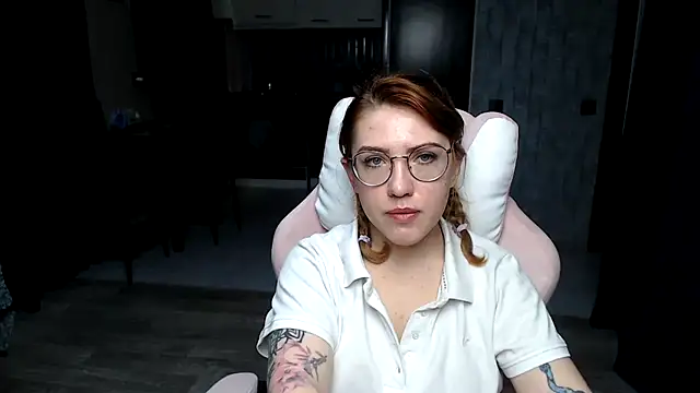 Reginasmilee online show from November 11, 1:11 am