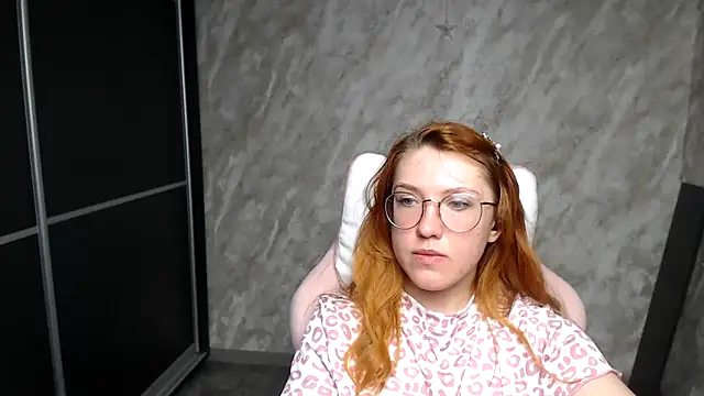 Reginasmilee online show from March 2, 2:23 am