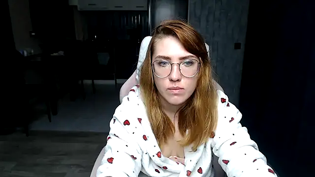 Reginasmilee online show from November 21, 2:10 am